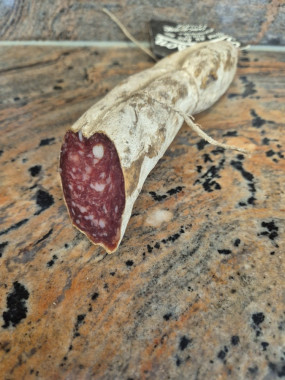 Saucisson sec coupe cendré