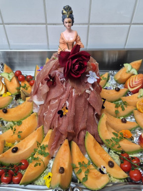 Marquise de jambon de Montagne et panier de melons Philibons BUFFET