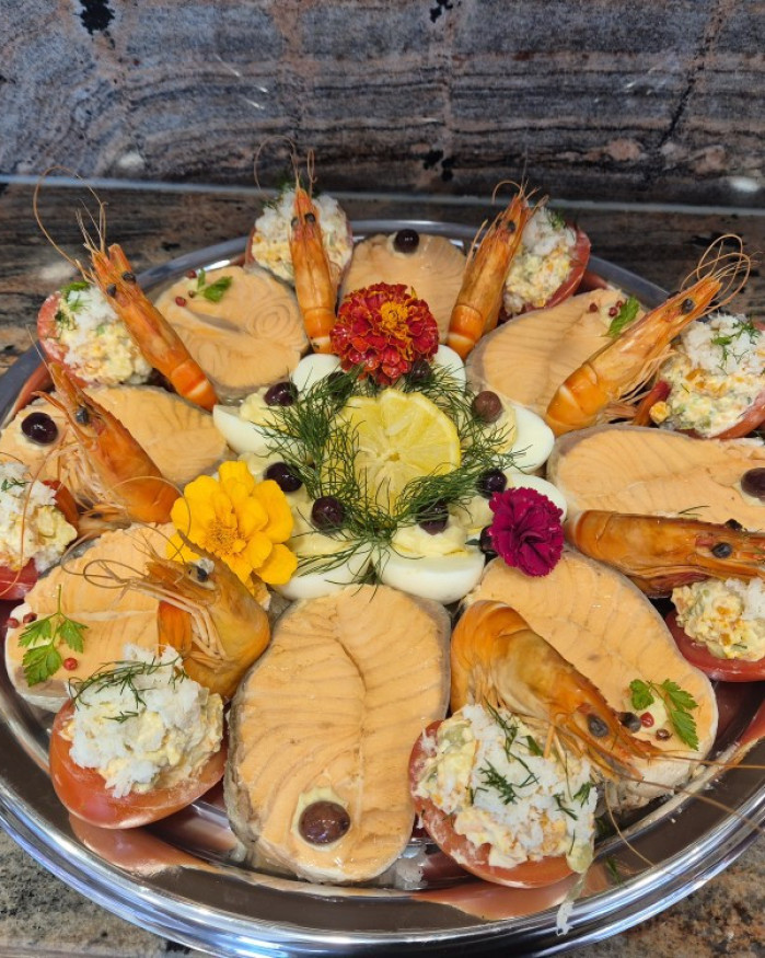Plateau de darne saumon avec garniture