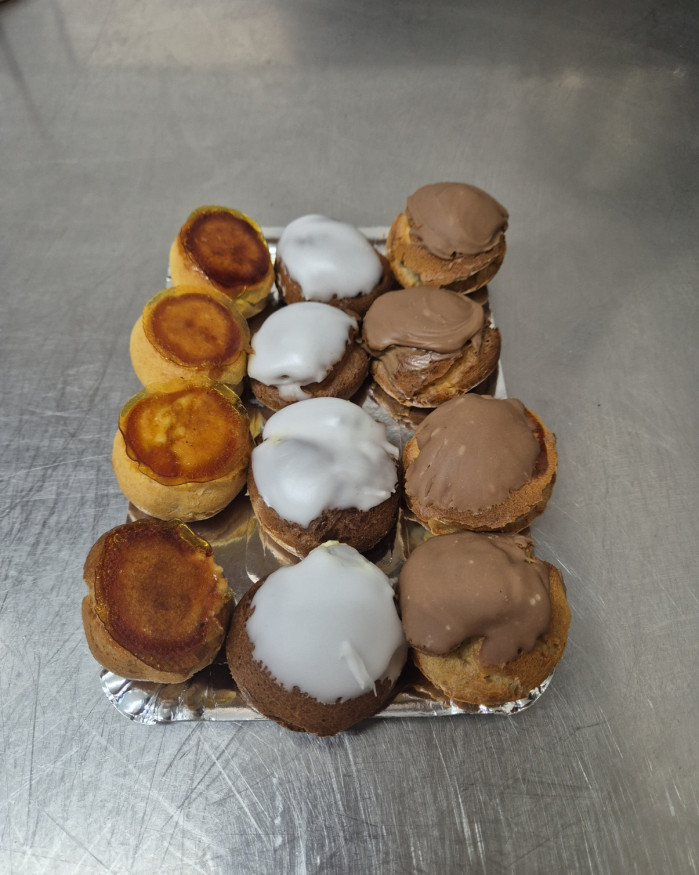 Petits choux garnis (Plateau 12U)